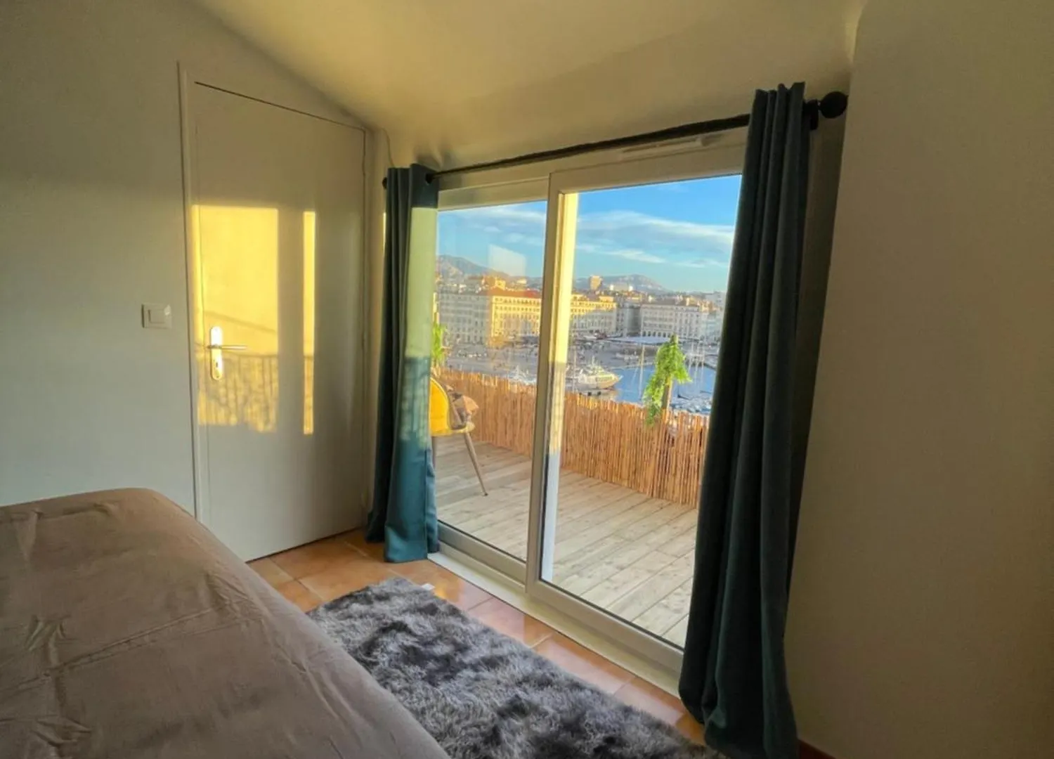 Appartement Vue Imprenable Vieux-Port Et Notre Dame Marseille 0*,