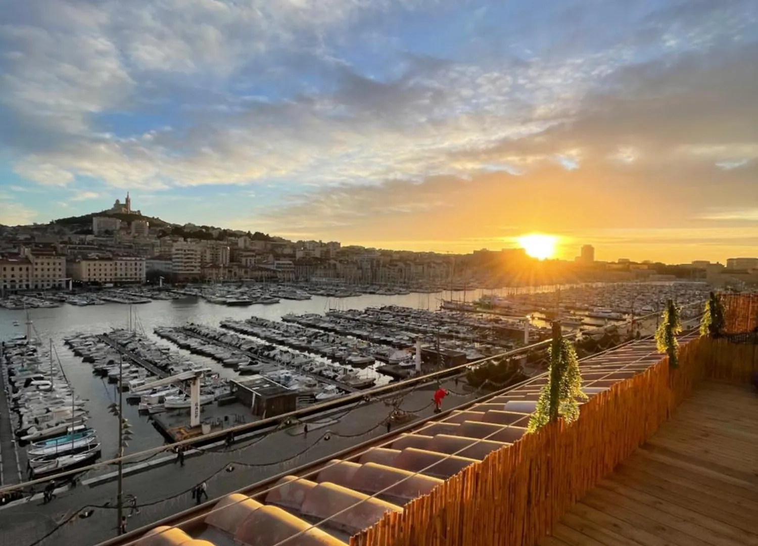 Appartement Vue Imprenable Vieux-Port Et Notre Dame Marseille 0*,