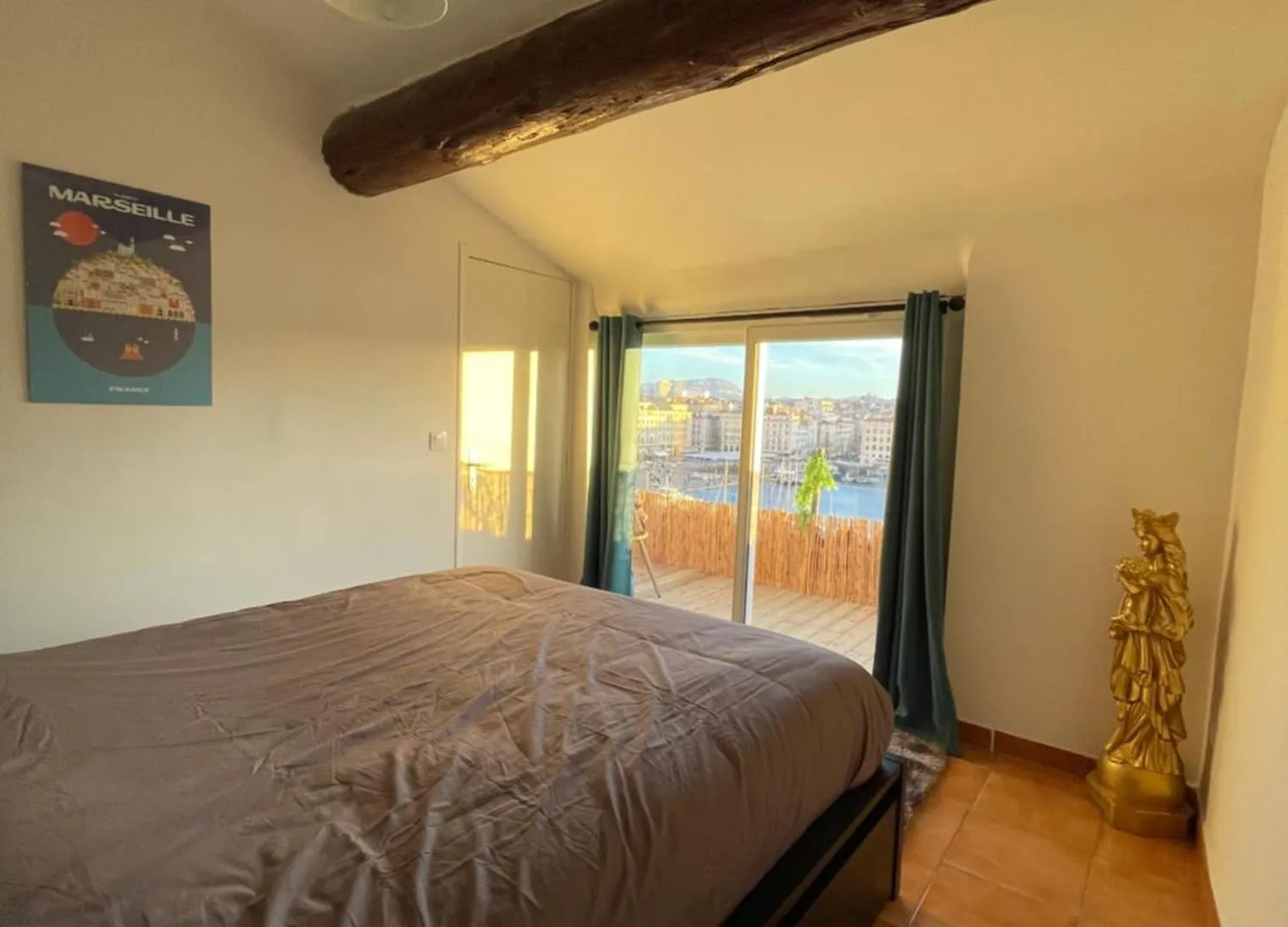 Appartement Vue Imprenable Vieux-Port Et Notre Dame Marseille France