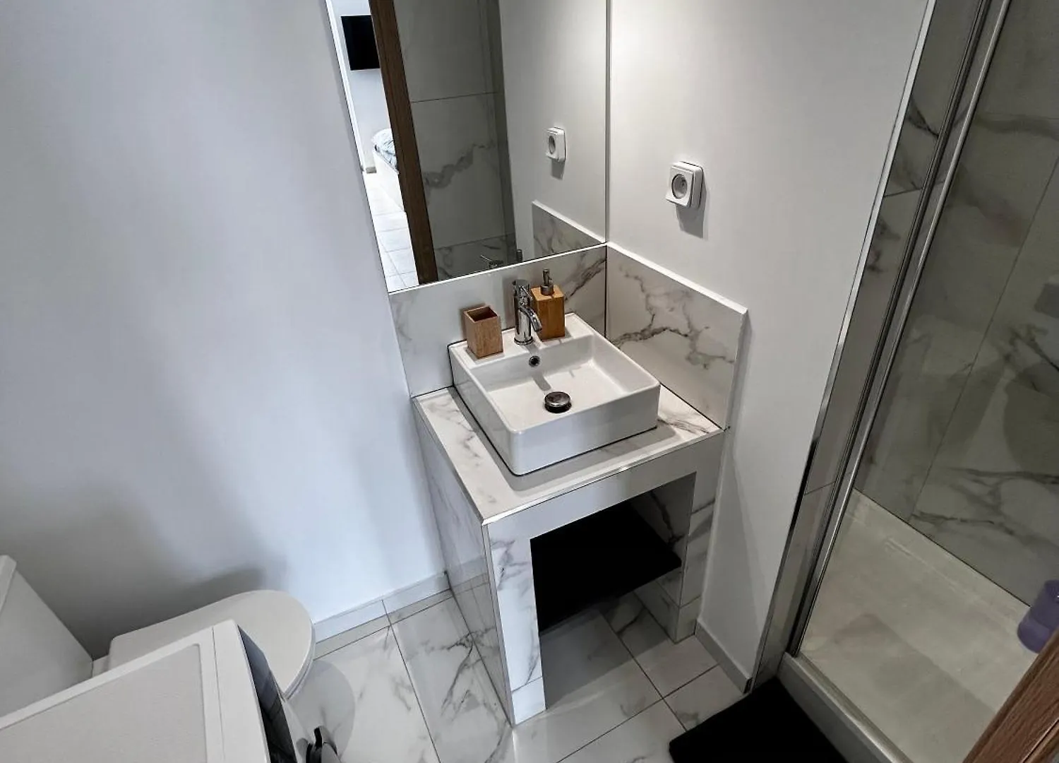 Хостел Appartement Vue Imprenable Vieux-Port Et Notre Dame Марсель
